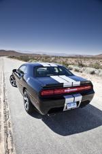 Dodge Challenger SRT8 392 2012 года